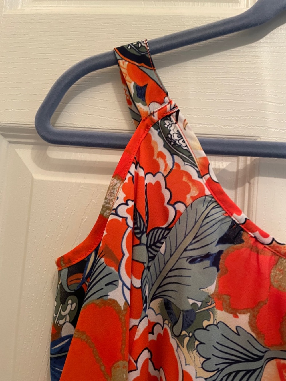 Peter Nygard Plus Vibrant Coral & Sage Floral Tie-Neck Blouse - Picture 6 of 12
